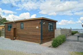 Lakeview 6 pers Holiday home Aurora with fenced garden, whirlpool and sauna